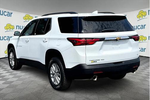 2022 Chevrolet Traverse LT Cloth