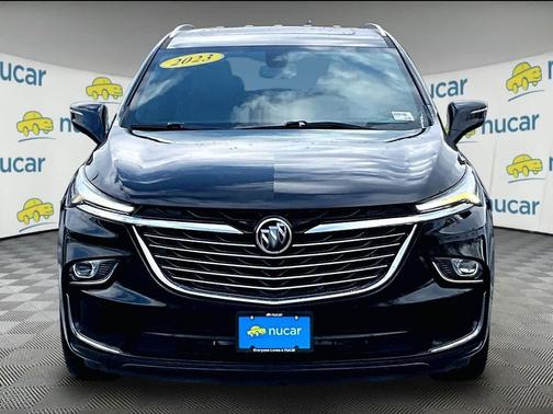 2023 Buick Enclave Essence AWD