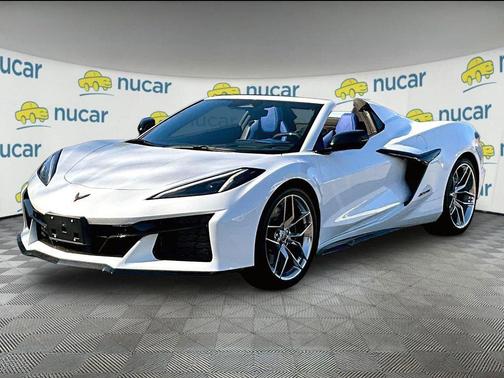 Arctic White 2026 Chevrolet Corvette Z06