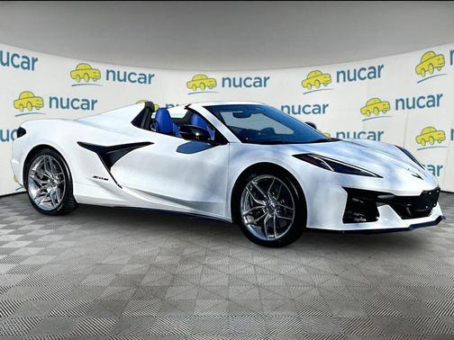 Arctic White 2026 Chevrolet Corvette Z06