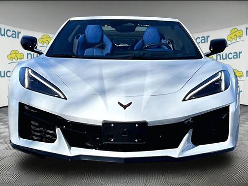 Arctic White 2026 Chevrolet Corvette Z06