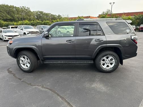 2019 Toyota 4Runner SR5