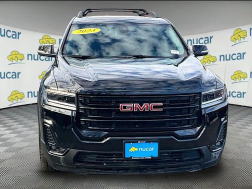 2023 GMC Acadia AWD SLT