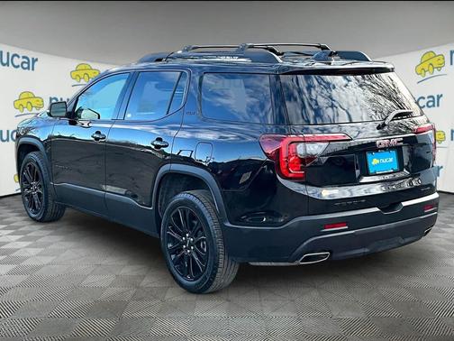 2023 GMC Acadia AWD SLT