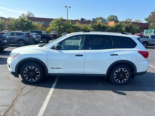 2020 Nissan Pathfinder SV 4WD