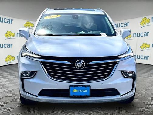 White Frost Tricoat 2023 Buick Enclave Essence AWD