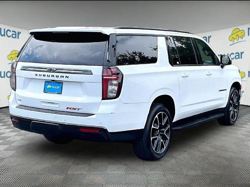 Summit White 2021 Chevrolet Suburban RST