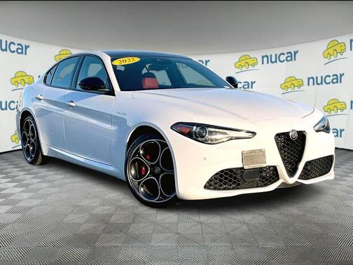2022 Alfa Romeo Giulia Veloce