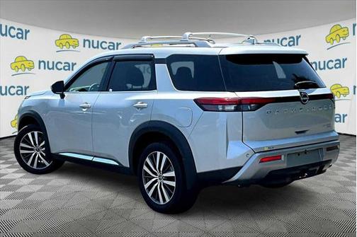 2022 Nissan Pathfinder Platinum 4WD