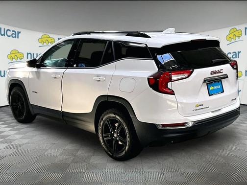 2022 GMC Terrain AWD AT4