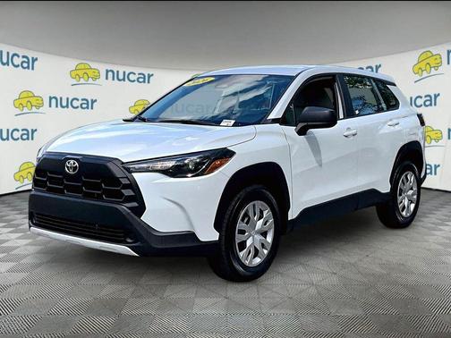 Wind Chill Pearl 2026 Toyota Corolla Cross L
