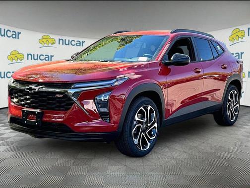 Apex Red 2026 Chevrolet Trax FWD 2RS
