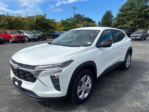 2024 Chevrolet Trax LS