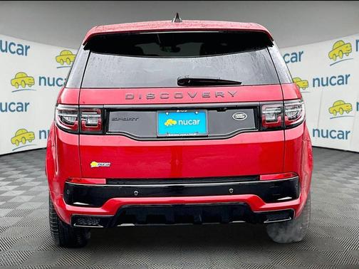 Firenze Red Metallic 2023 Land Rover Discovery Sport SE R-Dynamic