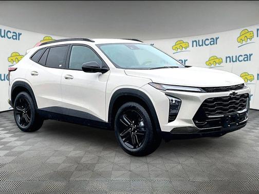 White Sands 2026 Chevrolet Trax FWD ACTIV