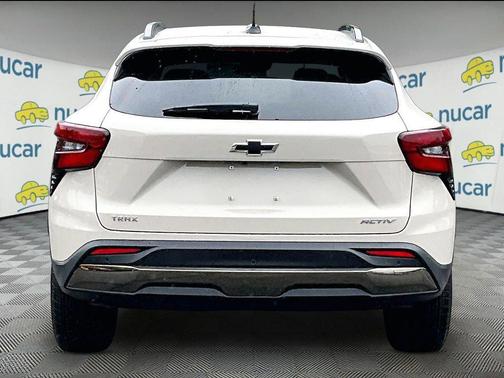 White Sands 2026 Chevrolet Trax FWD ACTIV