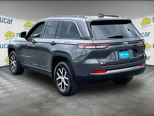 Baltic Gray Metallic Clearcoat 2024 Jeep Grand Cherokee Limited
