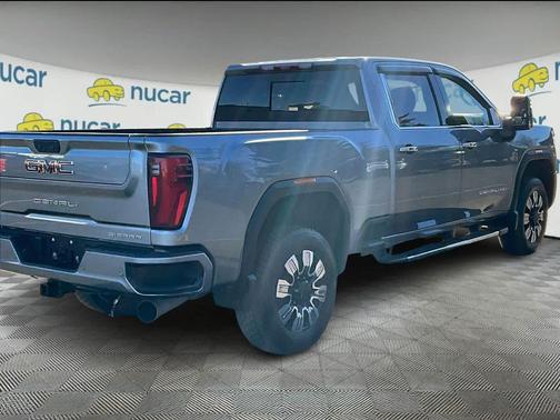 2024 GMC Sierra 2500 Denali