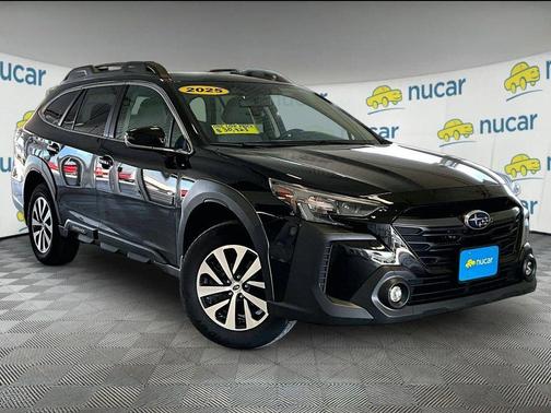 Crystal Black Silica 2025 Subaru Outback Premium