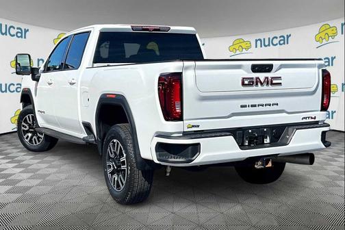 2022 GMC Sierra 2500 AT4