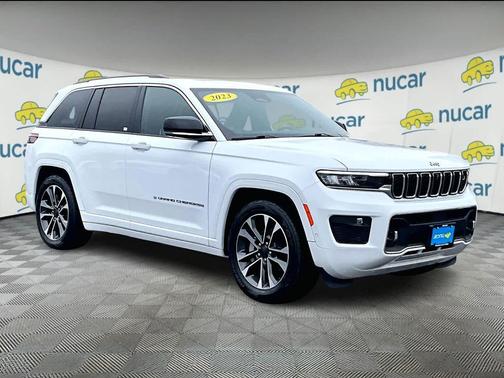 2022 Jeep Grand Cherokee Overland