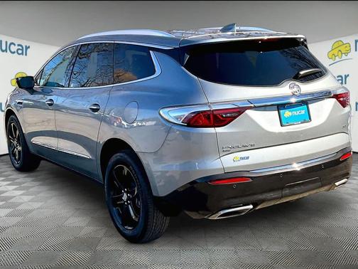 2023 Buick Enclave Essence AWD
