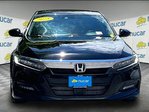 Crystal Black Pearl 2018 Honda Accord Touring