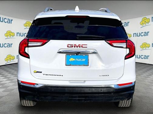 2023 GMC Terrain SLT