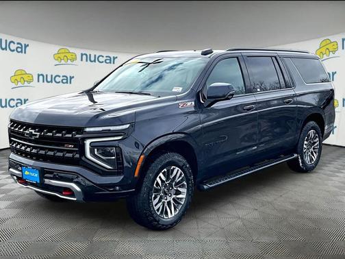 2025 Chevrolet Suburban 4WD Z71