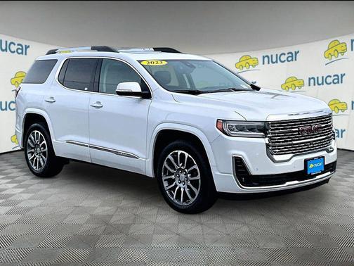White Frost Tricoat 2023 GMC Acadia Denali
