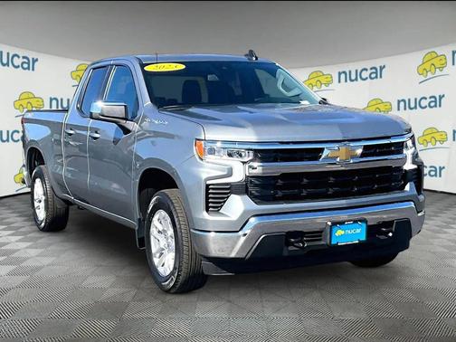 Sterling Gray Metallic 2023 Chevrolet Silverado 1500 LT