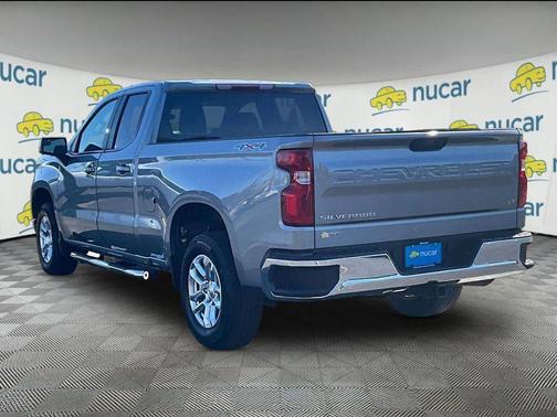 Sterling Gray Metallic 2023 Chevrolet Silverado 1500 LT