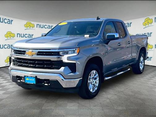 Sterling Gray Metallic 2023 Chevrolet Silverado 1500 LT