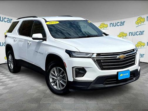 2022 Chevrolet Traverse LT Cloth