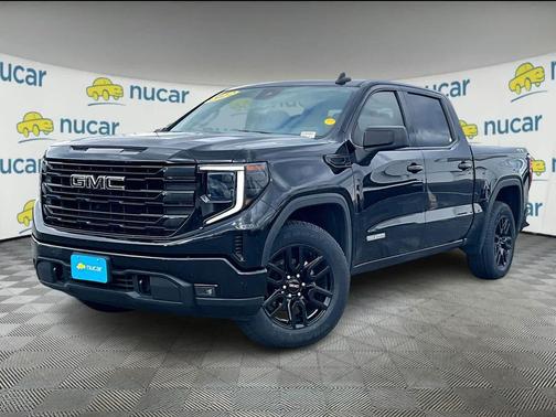 2022 GMC Sierra 1500 Elevation