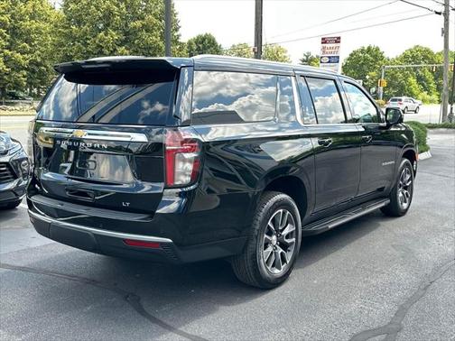 2021 Chevrolet Suburban LT