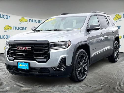 2023 GMC Acadia AWD SLT