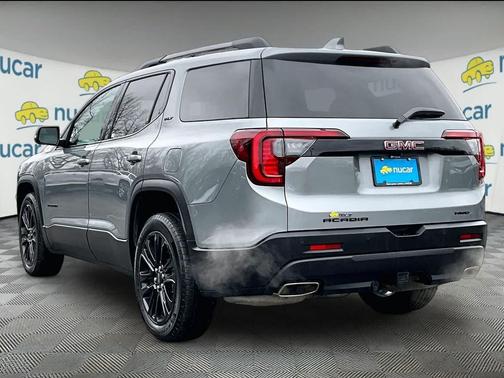 Sterling Metallic 2023 GMC Acadia AWD SLT