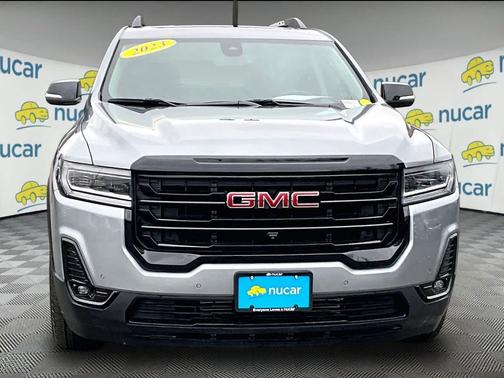 Sterling Metallic 2023 GMC Acadia AWD SLT