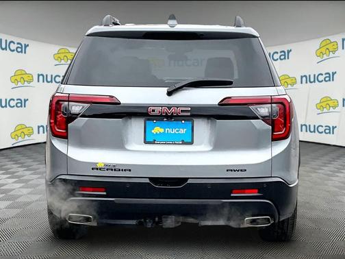 Sterling Metallic 2023 GMC Acadia AWD SLT