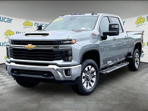 Sterling Gray Metallic 2024 Chevrolet Silverado 2500 LT