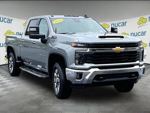 Sterling Gray Metallic 2024 Chevrolet Silverado 2500 LT
