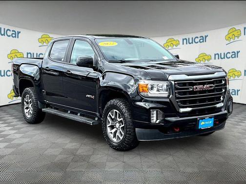 Onyx Black 2022 GMC Canyon AT4