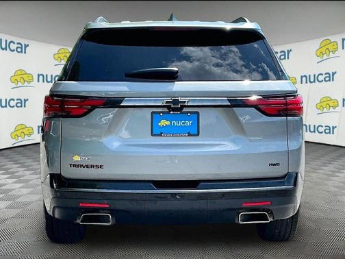 Sterling Gray Metallic 2023 Chevrolet Traverse Premier