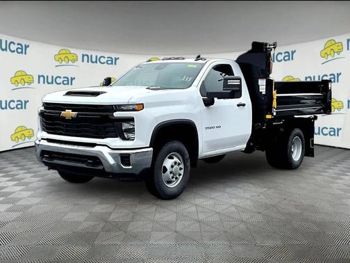 Summit White 2026 Chevrolet Silverado 3500 WT