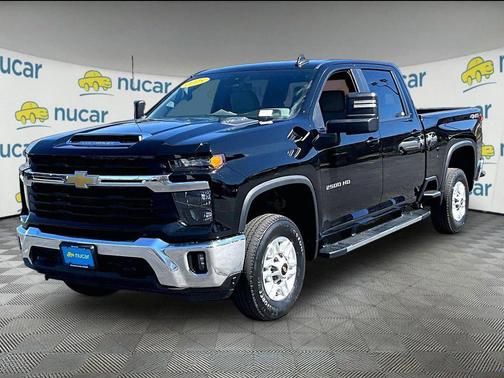 Black 2025 Chevrolet Silverado 2500 LT