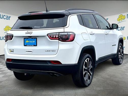 Bright White Clearcoat 2022 Jeep Compass Limited