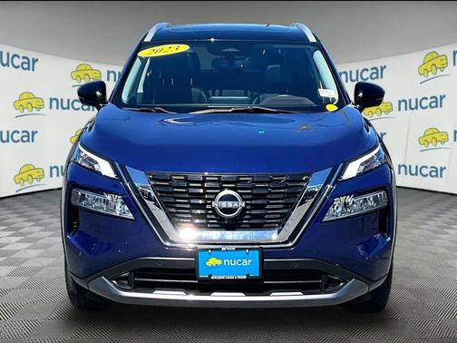 Caspian Blue Metallic/Super Black 2023 Nissan Rogue SL