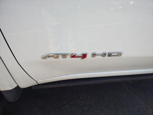 2024 GMC Sierra 2500 AT4