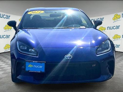 Trueno Blue 2024 Toyota GR86 Premium